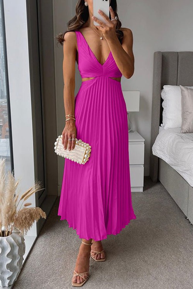 Women's Pleated Cutout Mother of the Bride Dress Sleeveless V-Neck Maxi - Pink