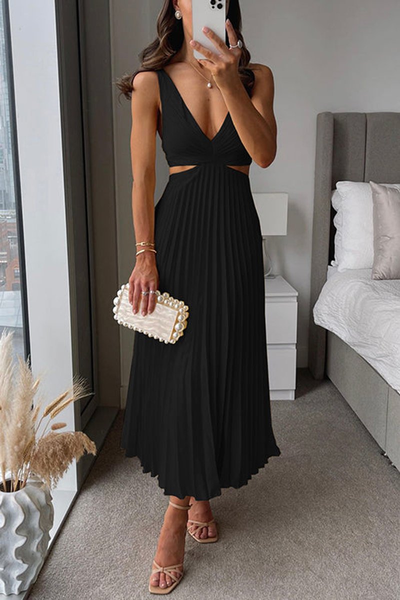 Women's Pleated Cutout V Neck Dress Sleeveless Maxi - Black