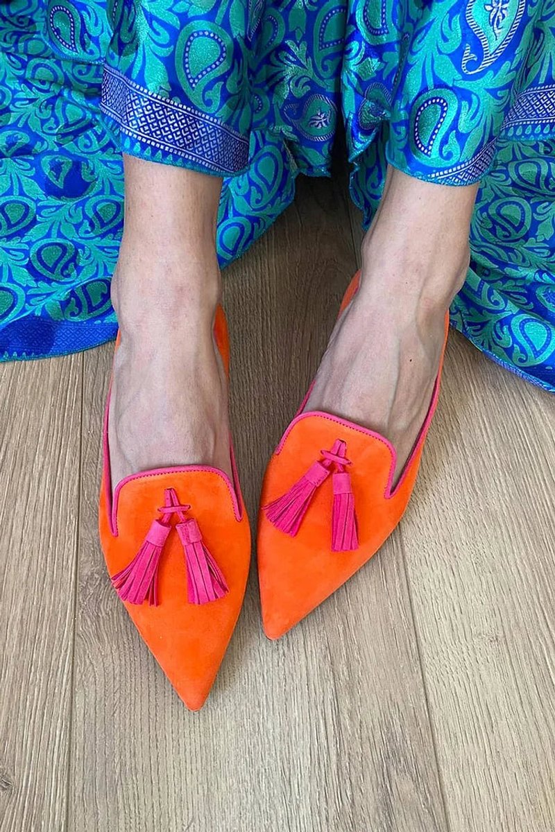 Women's Pointed-Toe Gold Tassel Suede Loafers - Orange