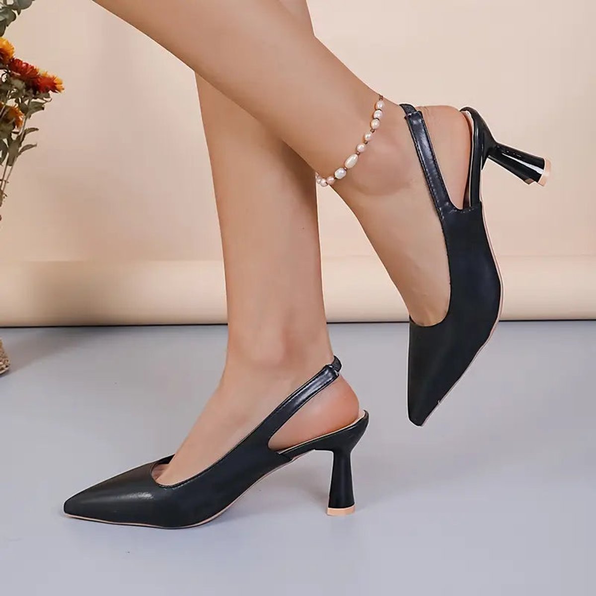 Women's Pointed-Toe Slingback Block-Heel Comfort Sandals