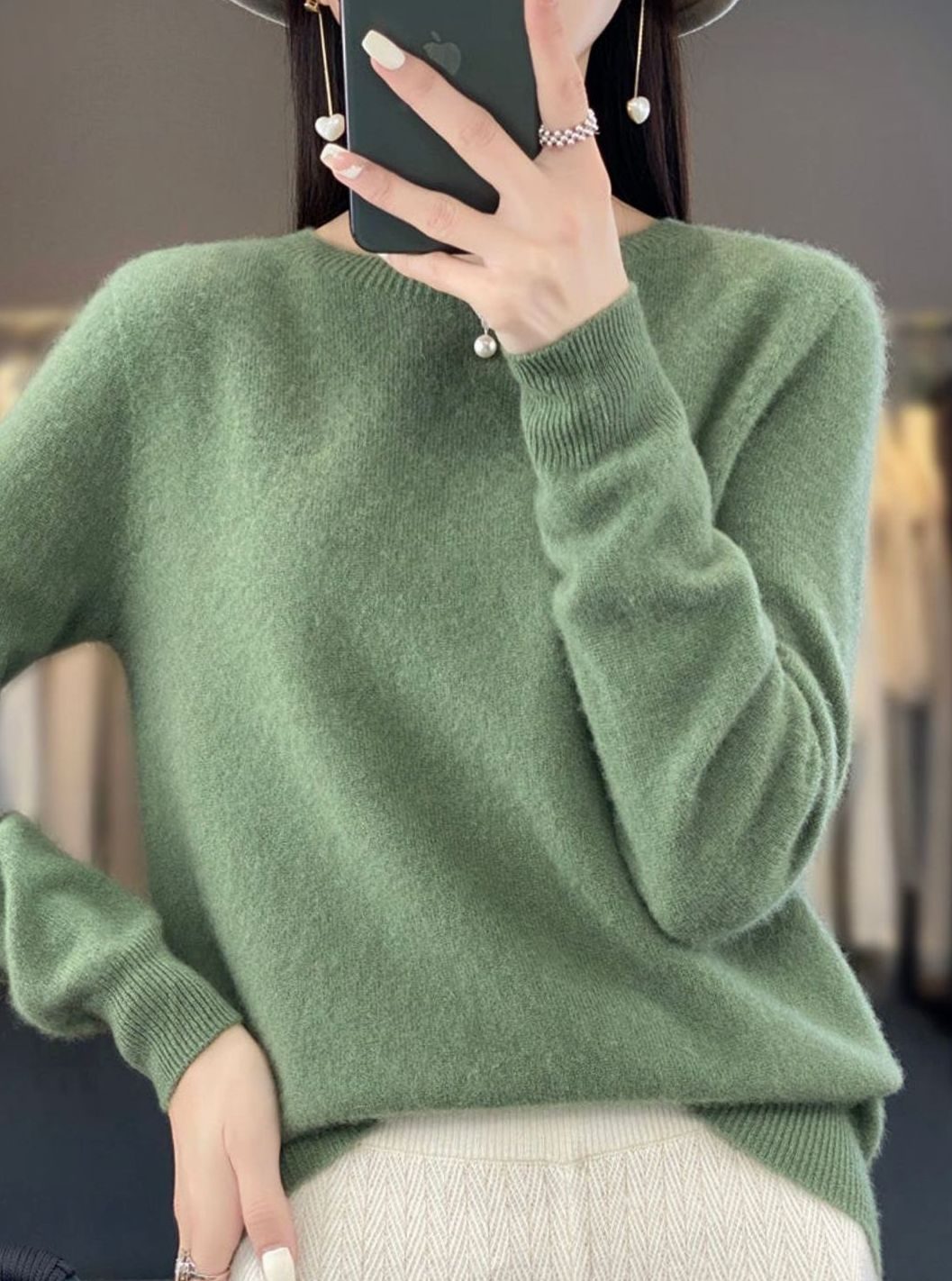 Women's Relaxed-Fit Crew-Neck Knit Lightweight Sweater - Fruit Green