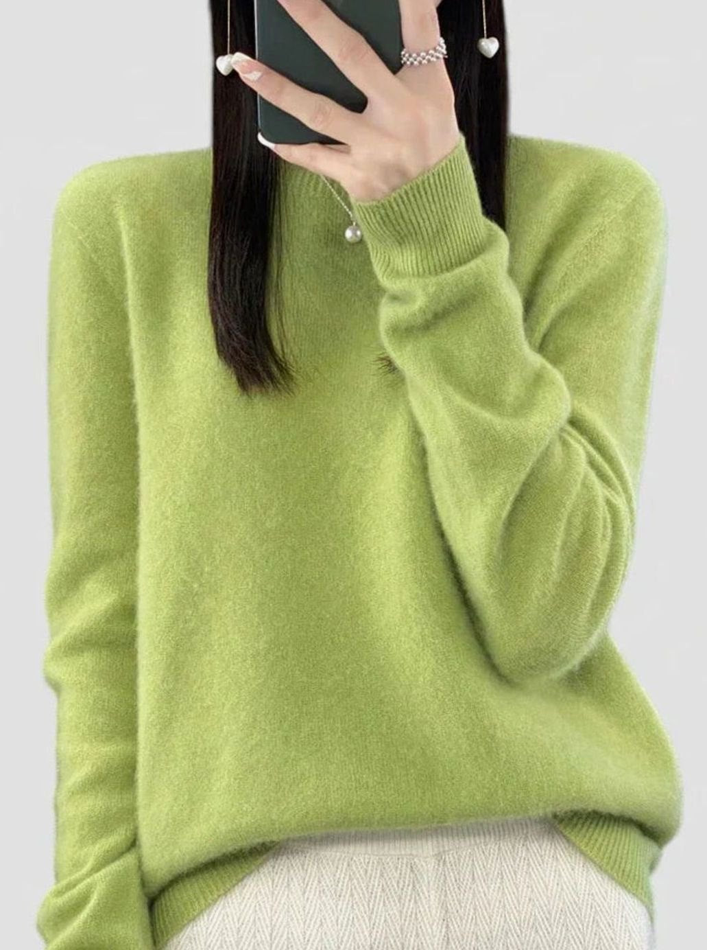 Women's Relaxed-Fit Crew-Neck Knit Lightweight Sweater