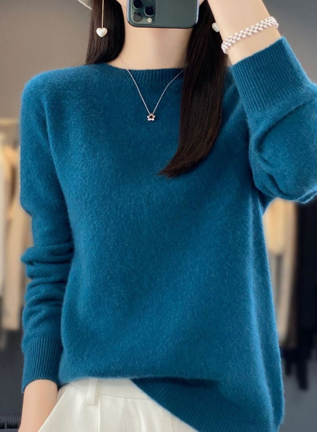 Women's Relaxed-Fit Crew-Neck Knit Lightweight Sweater