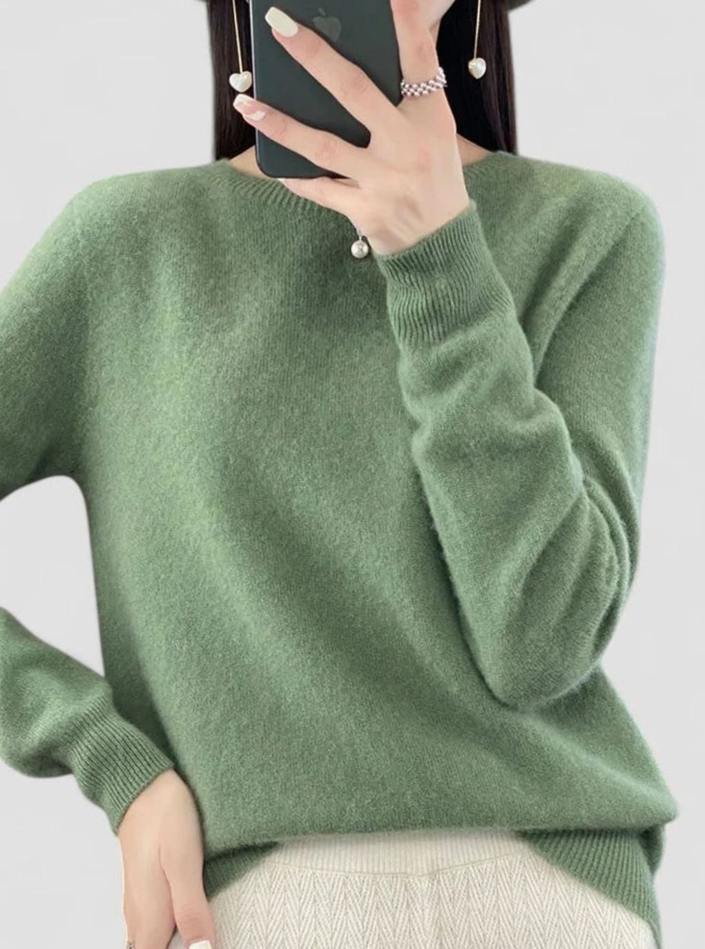 Women's Relaxed-Fit Crew-Neck Knit Lightweight Sweater