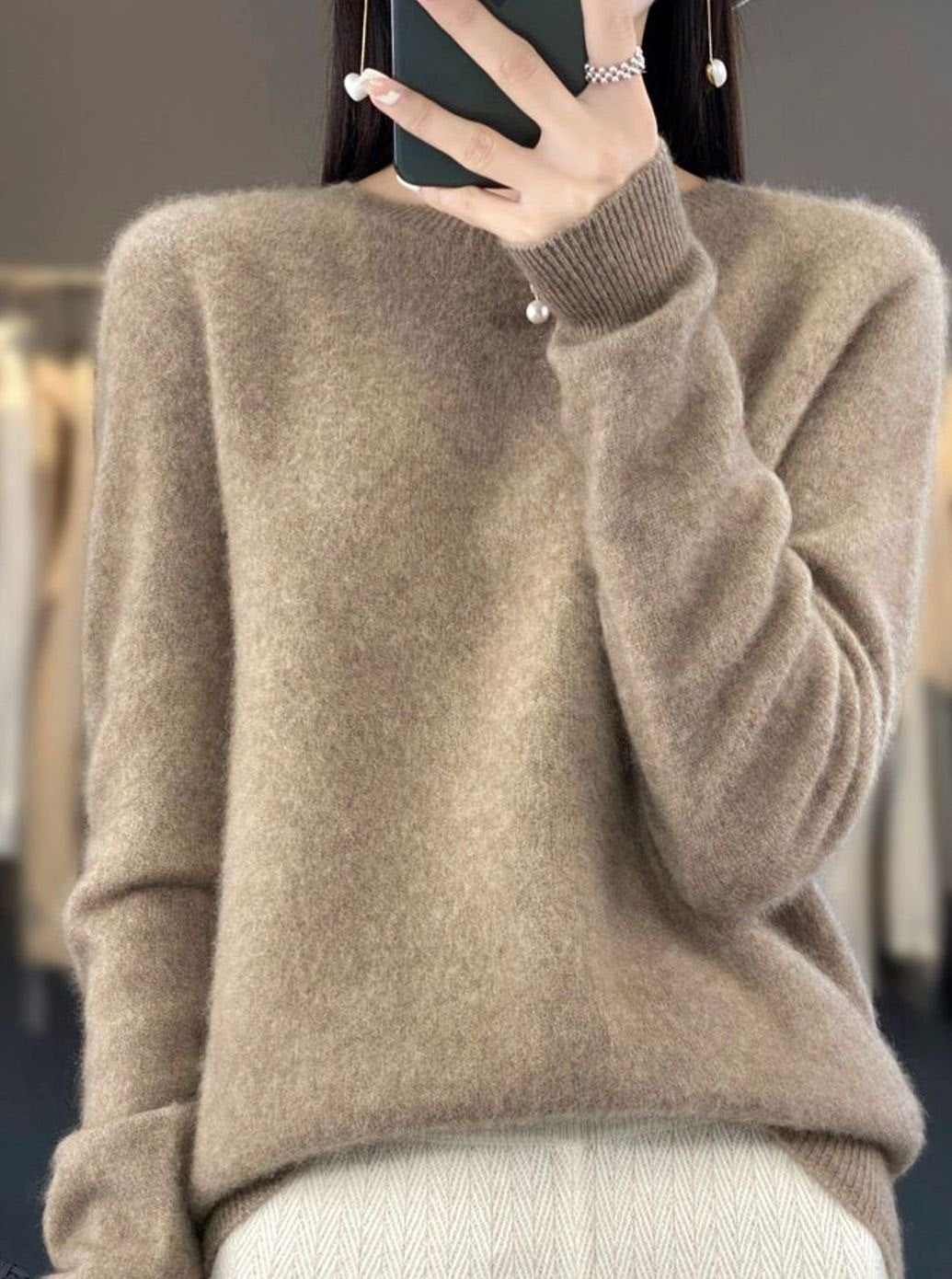 Women's Relaxed-Fit Crew-Neck Knit Lightweight Sweater