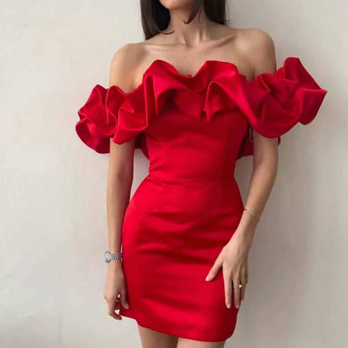Women's Ruffle Off-Shoulder Fitted Mini Cocktail Dress, White - Red