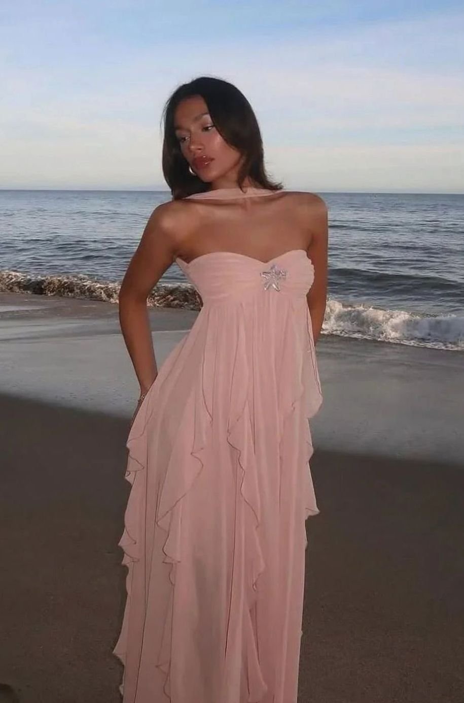 Women's Ruffled Halter-Neck Flowy Pink Maxi Dress