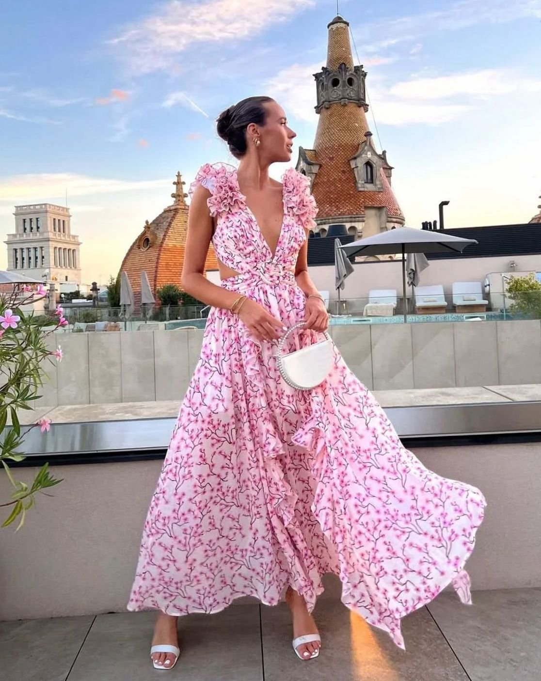 Women's Sleeveless Floral Print Deep-V Ruffle Maxi Dress - Pink