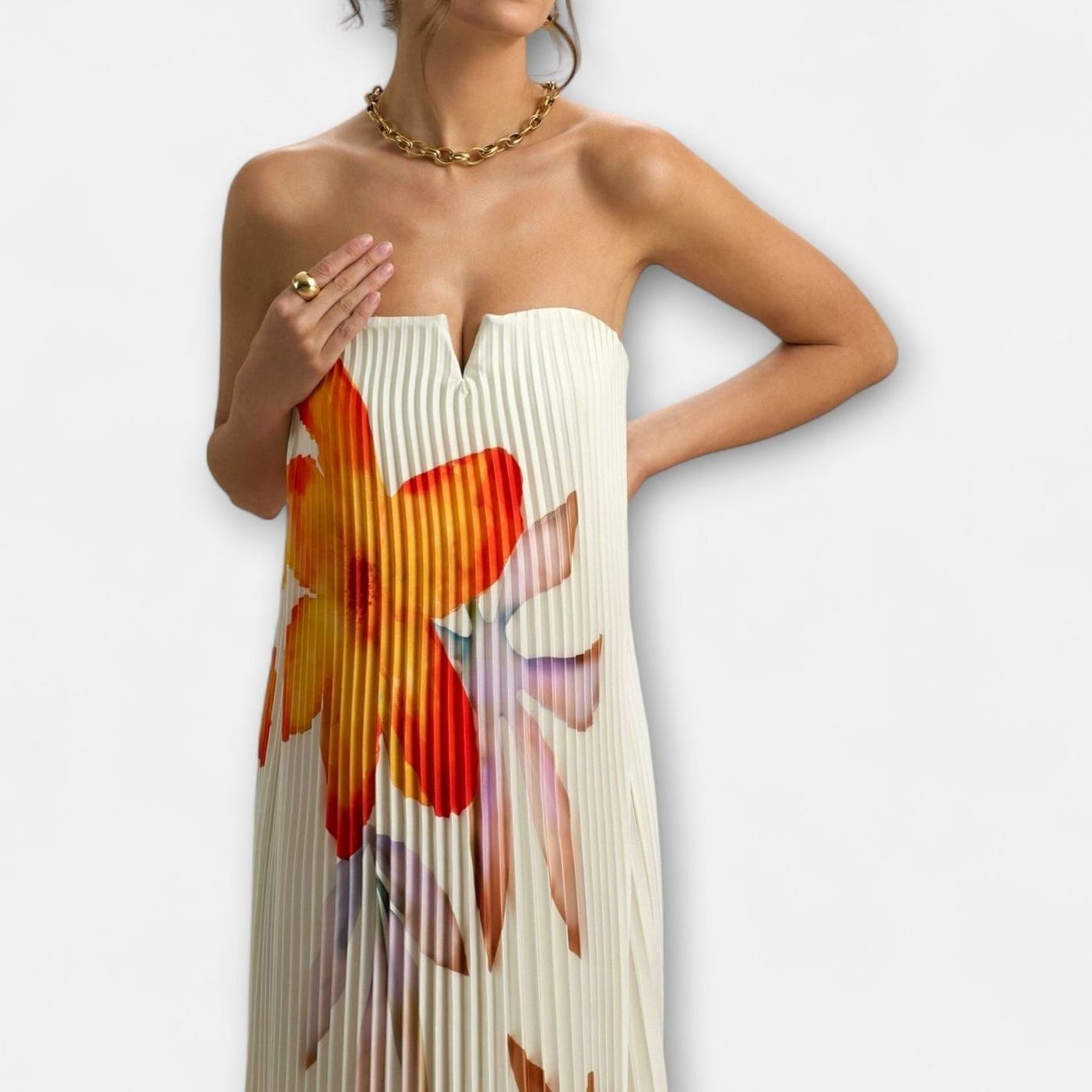 Women's Strapless Pleated Sweetheart Maxi Dress