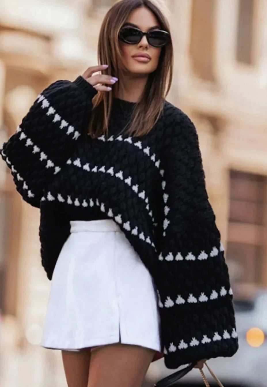 Women's Textured Knit Crewneck Sweater Geometric Stripe Pattern - Black