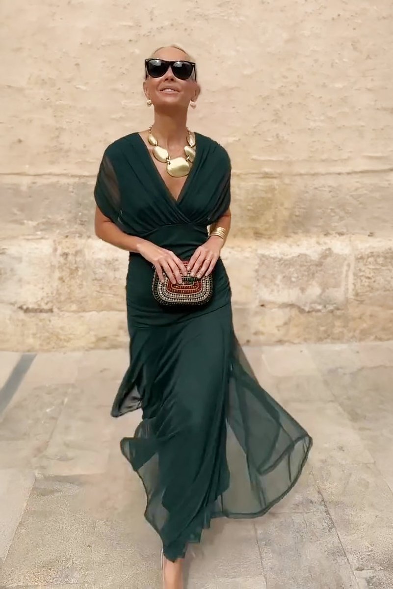 Women's V-Neck Pleated Chiffon Formal & Evening Dress Maxi Gown