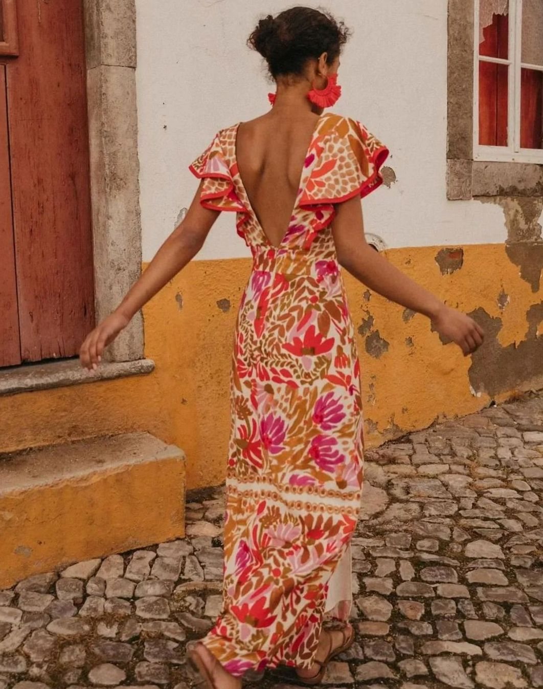 Women's Vibrant Floral Maxi Dress Flutter Sleeve V-Neck Slit