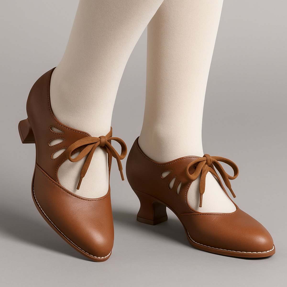 Women's Vintage Low-Heel Lace-Up Cut-Out Comfort Pumps - Brown