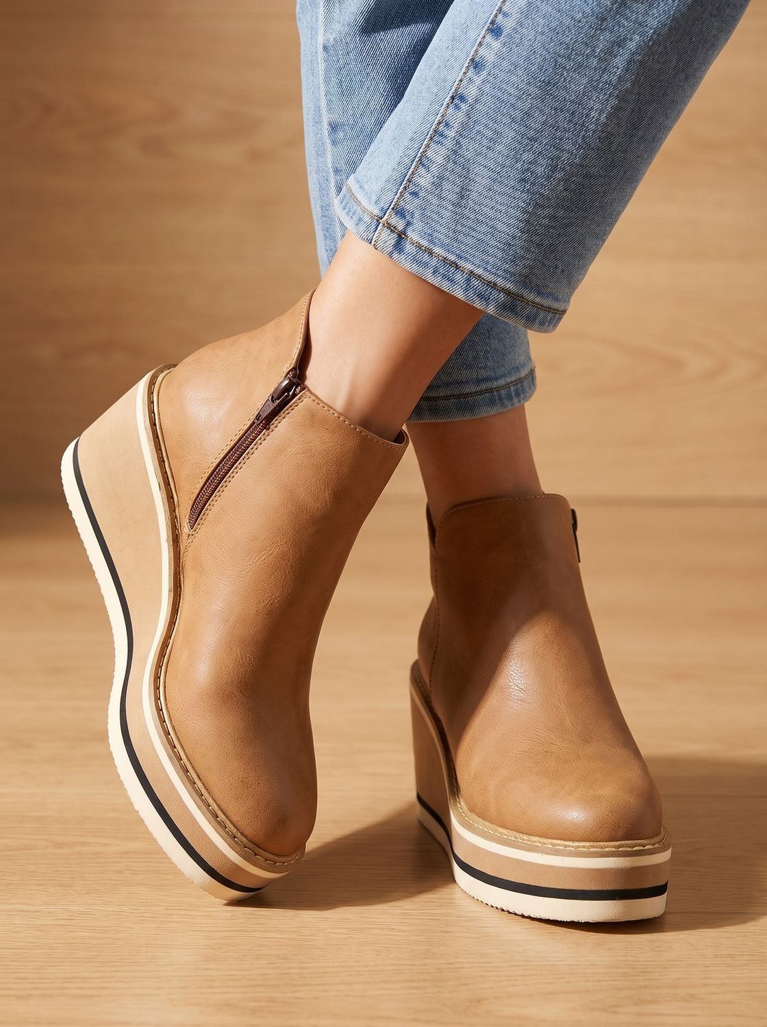Women's Waterproof Side-Zip Wedge Platform Ankle Boots