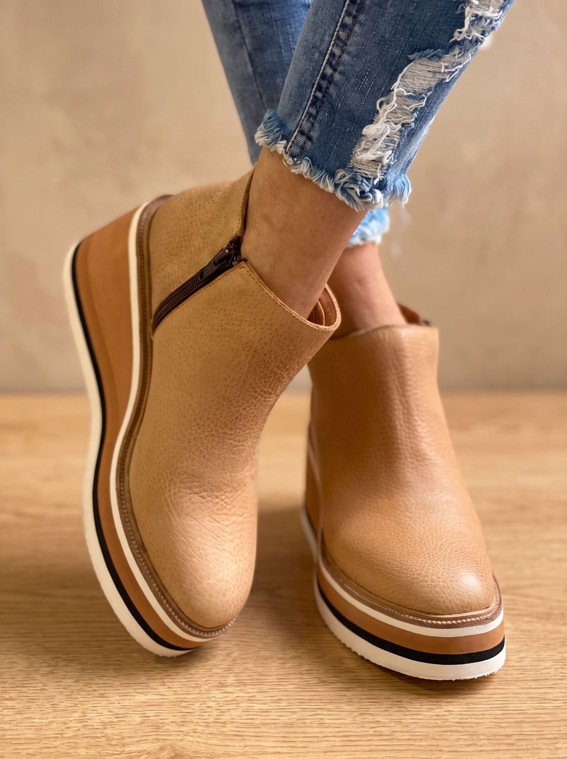 Women's Waterproof Side-Zip Wedge Platform Ankle Boots - Beige