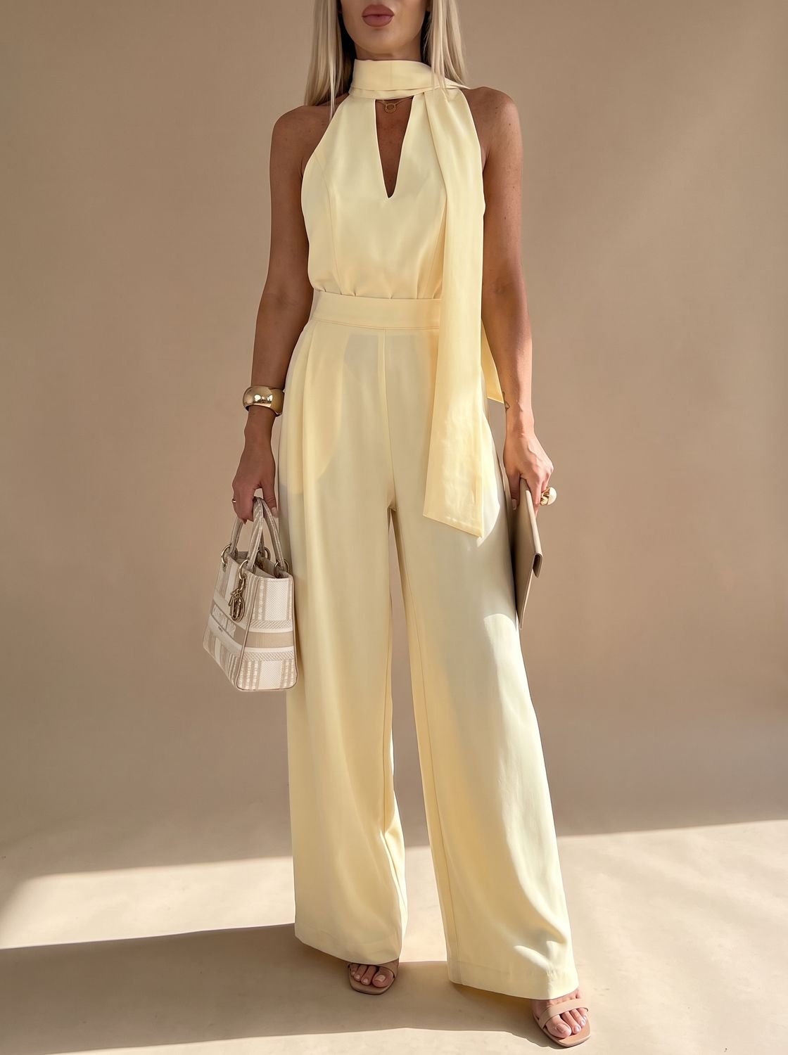 Women's Wide-Leg Halter Neck Tie Pocketed Jumpsuit - Yellow